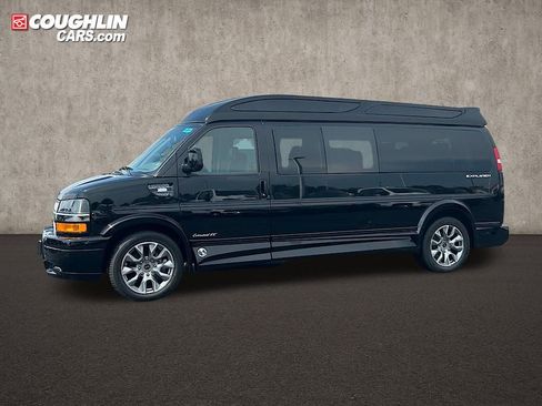 New 2025 Chevrolet Express 2500 Extended w/ Driver Convenience Package image 12