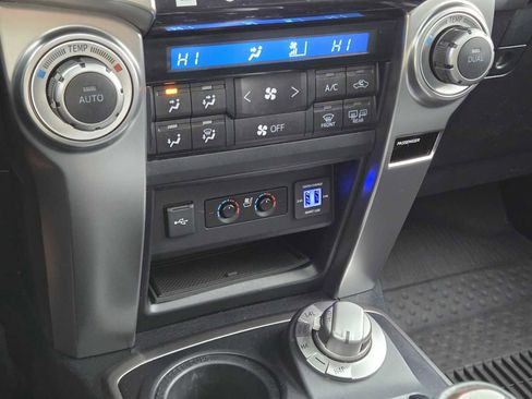Used 2024 Toyota 4Runner Limited image 29