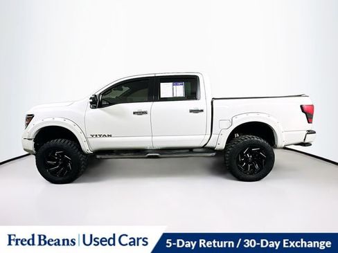 Used 2021 Nissan Titan Platinum Reserve w/ Moonroof Package image 4