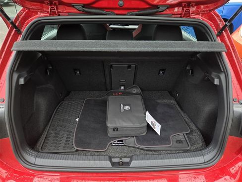 Used 2023 Volkswagen GTI SE image 32