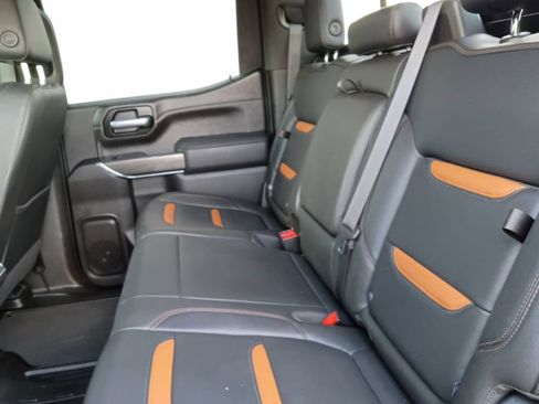 Used 2021 GMC Sierra 1500 AT4 w/ AT4 Premium Package AWD/4WD image 22