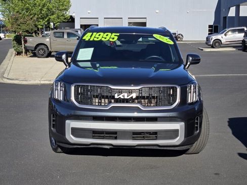 Used 2024 Kia Telluride EX AWD/4WD image 2