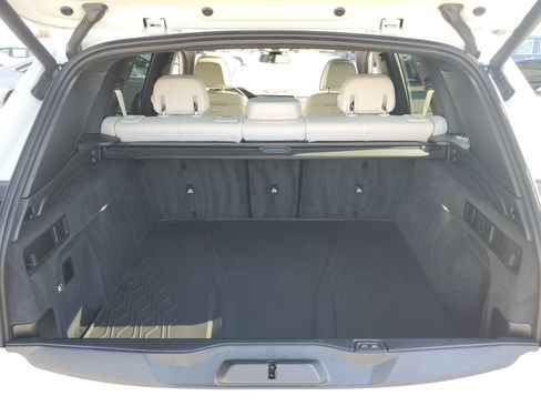 Used 2021 BMW X5 xDrive40i w/ Premium Package AWD/4WD image 9