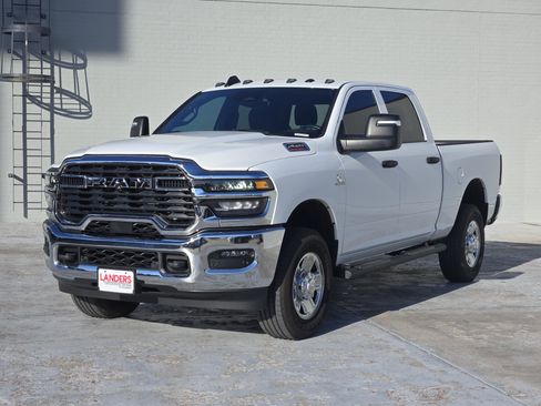 Used 2025 RAM 2500 Tradesman image 4