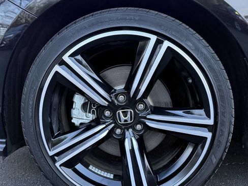 Used 2024 Honda Accord Sport image 9
