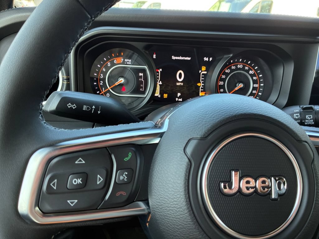 New 2026 Jeep Wrangler Unlimited Sahara AWD/4WD image 11