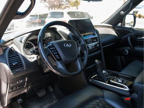 Used 2023 INFINITI QX80 Sensory w/ Cargo Package AWD/4WD image 8