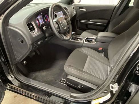 Used 2023 Dodge Charger SXT image 11