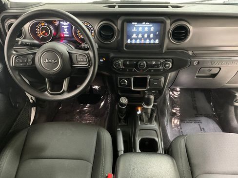 Used 2022 Jeep Wrangler Unlimited Sport AWD/4WD image 13