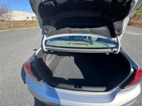 Used 2014 Honda Civic EX image 12