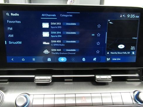 Used 2024 Hyundai Kona SEL FWD image 25