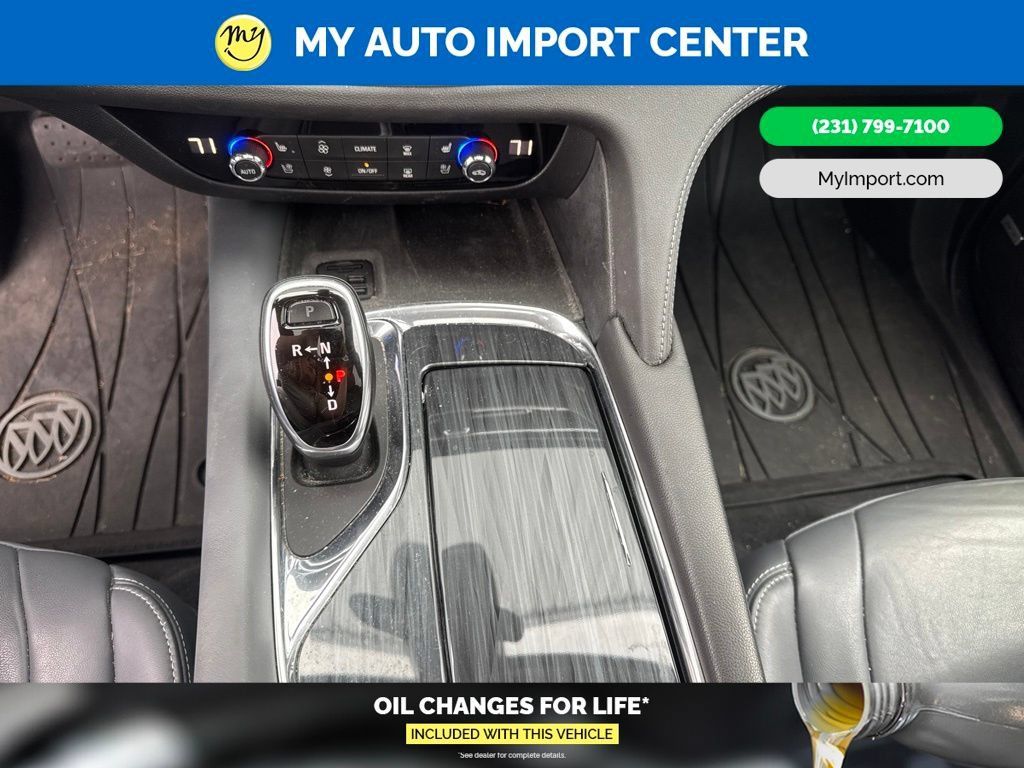 Used 2021 Buick Enclave Premium w/ Sun and Sites Package AWD/4WD image 21