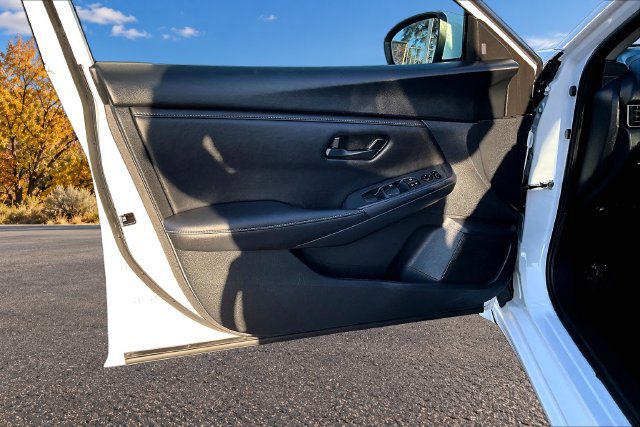 Used 2025 Nissan Sentra S FWD image 19
