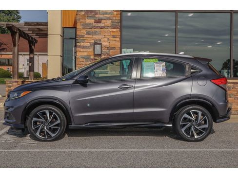 Used 2019 Honda HR-V Sport image 6