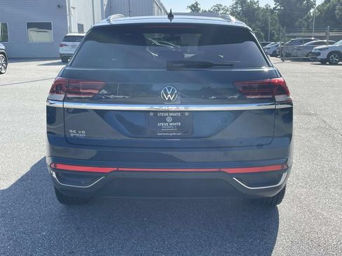 Certified 2021 Volkswagen Atlas Cross Sport SE w/ Panoramic Sunroof Package FWD image 6