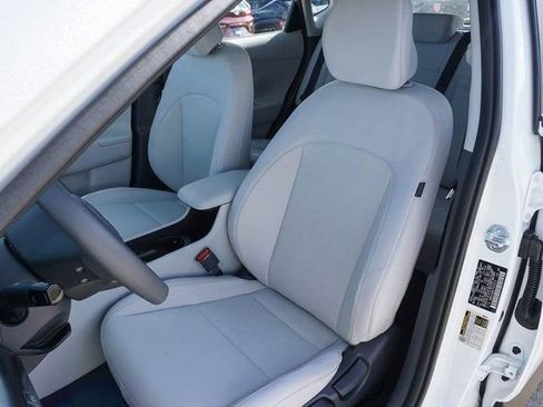New 2026 Hyundai Kona SE FWD image 12