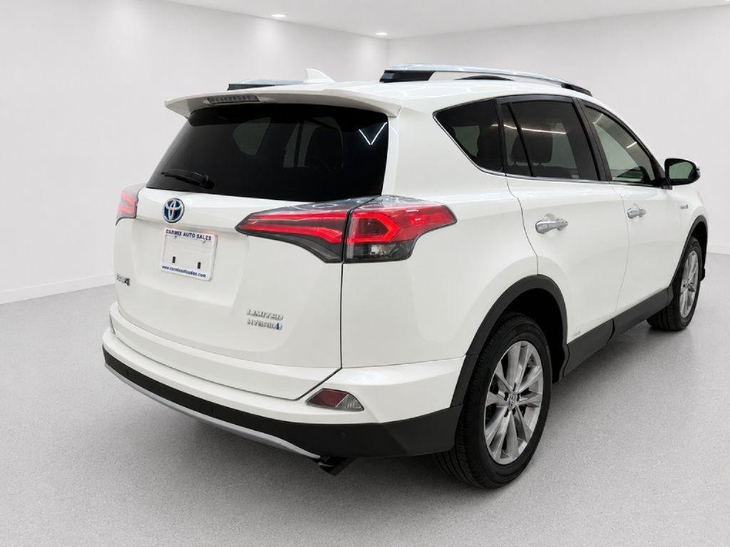 Used 2017 Toyota RAV4 Limited AWD/4WD image 3