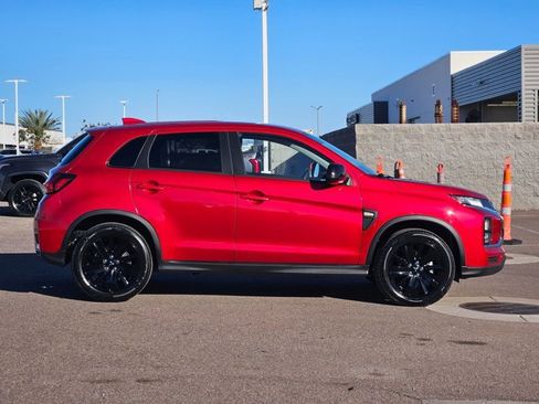 Used 2025 Mitsubishi Outlander Sport LE image 4