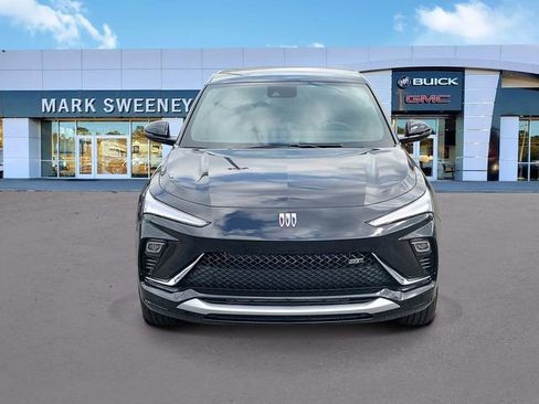 New 2026 Buick Envista Sport Touring image 2