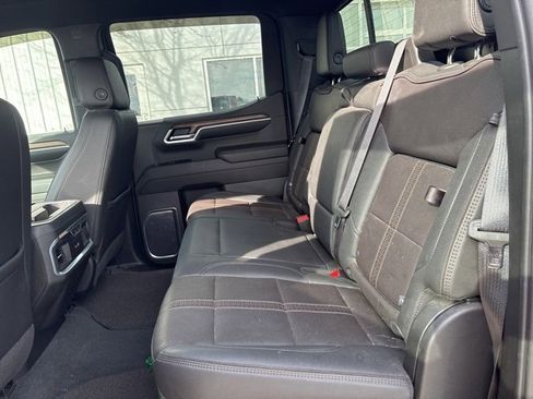 Used 2022 Chevrolet Silverado 1500 High Country image 12