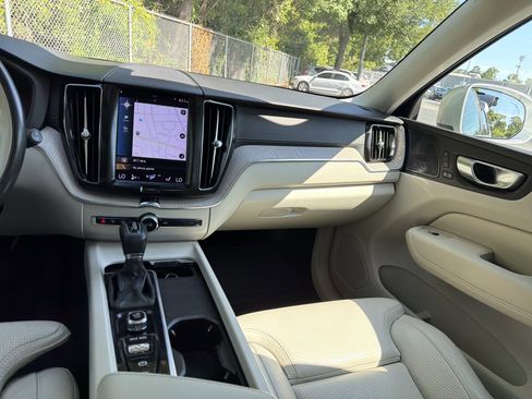 Certified 2021 Volvo XC60 T6 Inscription w/ Advanced Package AWD/4WD image 67