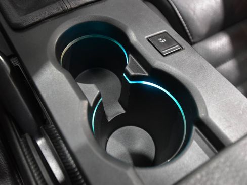 Used 2009 Ford Mustang GT Premium RWD image 26
