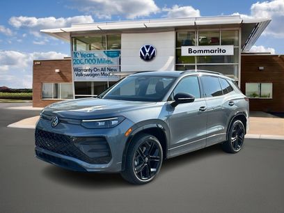 New 2025 Volkswagen Tiguan SE R-Line