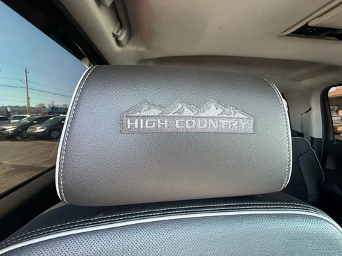 Used 2017 Chevrolet Silverado 2500 High Country w/ Duramax Plus Package AWD/4WD image 28