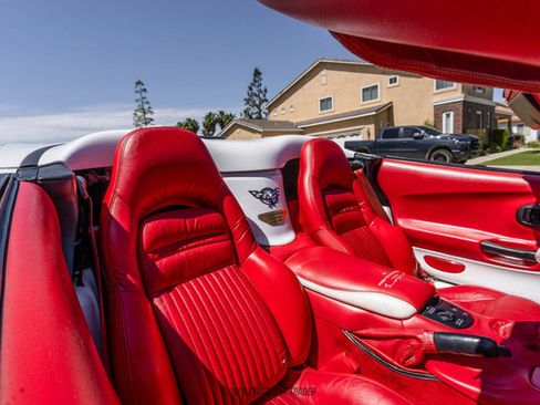 Used 2004 Chevrolet Corvette Convertible w/ Preferred Equipment Group RWD image 43