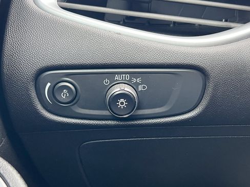 Used 2023 Chevrolet Malibu LT FWD image 14