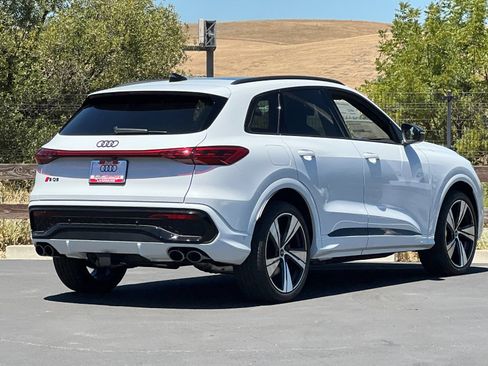 New 2026 Audi SQ5 Premium Plus AWD/4WD image 6