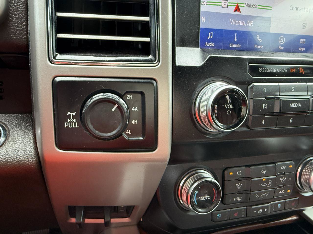Used 2019 Ford F150 King Ranch w/ Equipment Group 601A Luxury AWD/4WD image 34