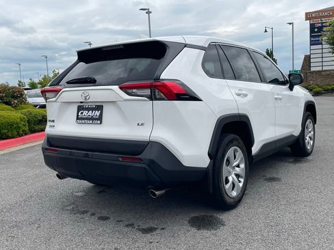 Used 2024 Toyota RAV4 LE FWD image 8