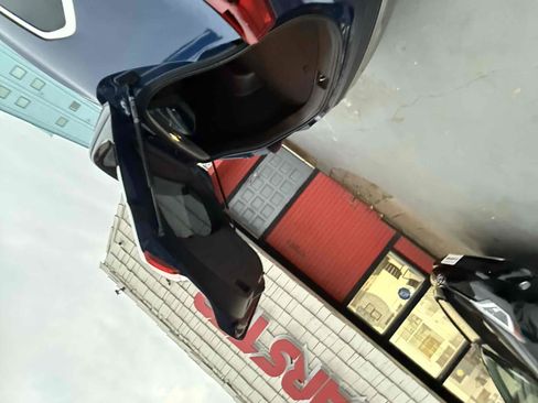 Used 2020 Hyundai Santa Fe SE image 68