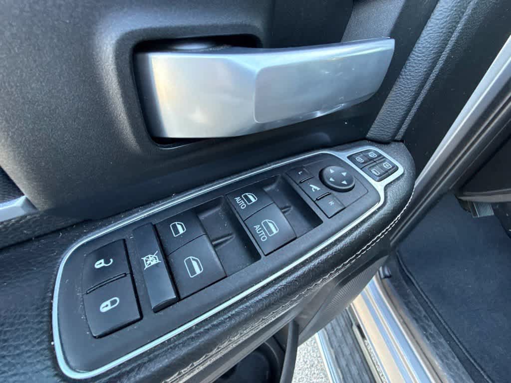 Used 2024 RAM 2500 Big Horn AWD/4WD image 16