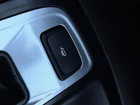 Used 2019 Chevrolet Equinox LT FWD image 33