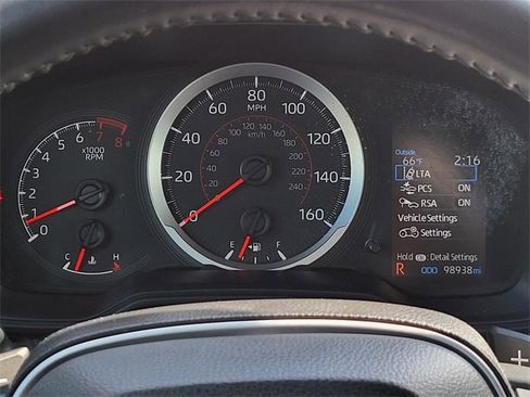 Used 2020 Toyota Corolla SE image 28