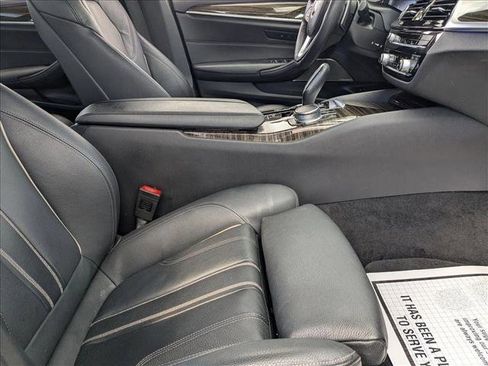 Used 2021 BMW 540i w/ Premium Package image 20
