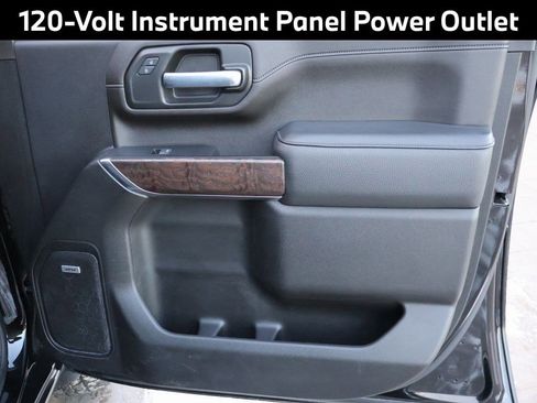 Used 2022 GMC Sierra 2500 Denali w/ Denali Ultimate Package image 16