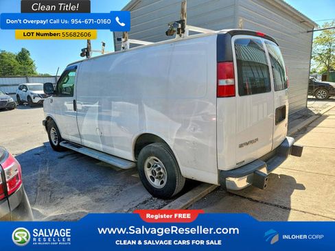 Used 2017 GMC Savana 2500 RWD image 3