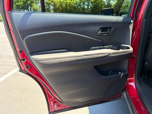 Certified 2025 Honda Passport EX-L image 20