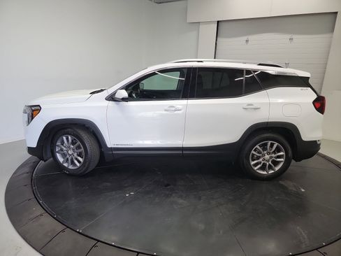 Used 2022 GMC Terrain SLT FWD image 4
