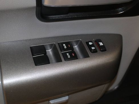 Used 2017 Toyota Sequoia Limited w/ Safety & Convenience Package AWD/4WD image 76
