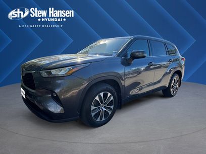 Used 2020 Toyota Highlander XLE