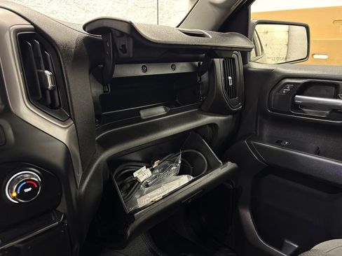 Used 2020 Chevrolet Silverado 1500 Custom w/ Custom Value Package AWD/4WD image 25