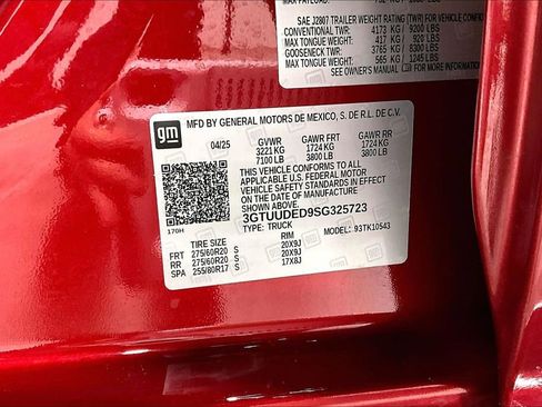 Used 2025 GMC Sierra 1500 SLT image 43