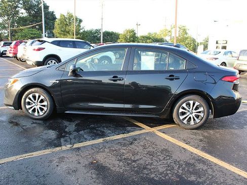 Used 2020 Toyota Corolla LE FWD image 7