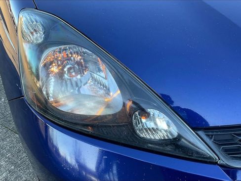 Used 2013 Honda Fit Sport image 31