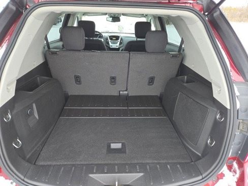 Used 2017 Chevrolet Equinox LT w/ Convenience Package image 5