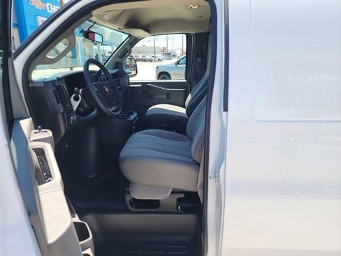 New 2026 Chevrolet Express 3500 Extended w/ Driver Convenience Package RWD image 18
